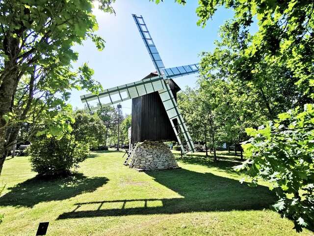Кемпинги Windmill in a beautiful and quiet location Lagedi-3