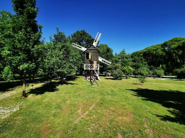 Кемпинги Windmill in a beautiful and quiet location Lagedi-39